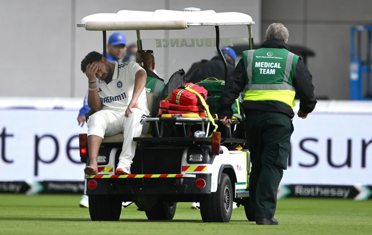 Jofra Archer Ball on Rishabh Pant Injury during IND vs ENG 4th Test Manchester Jofra Archer Ball on Rishabh Pant Injury during IND vs ENG 4th Test Manchester