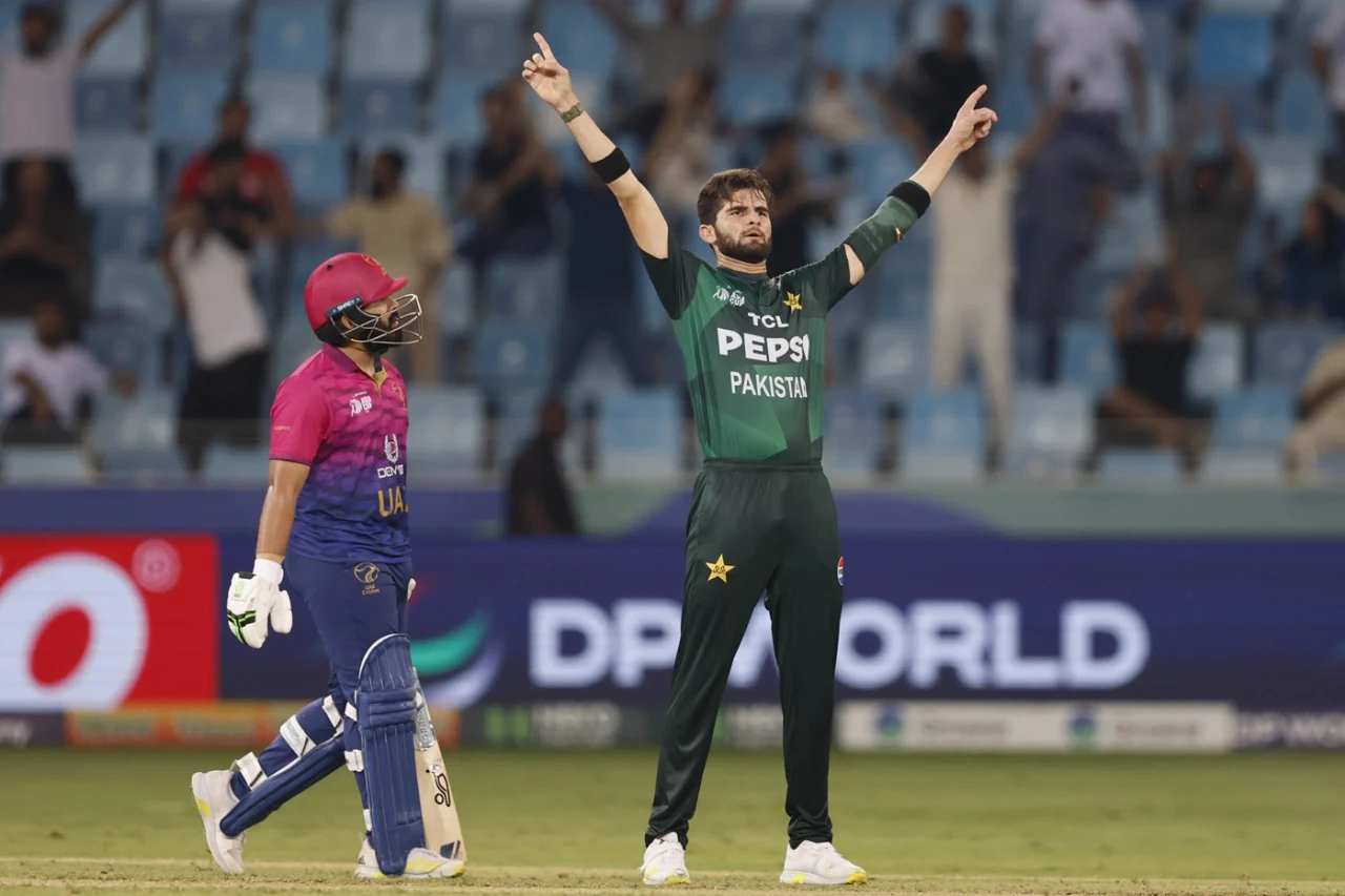 PAK vs UAE Pakistan won the match by 41 runs enter in Super 4