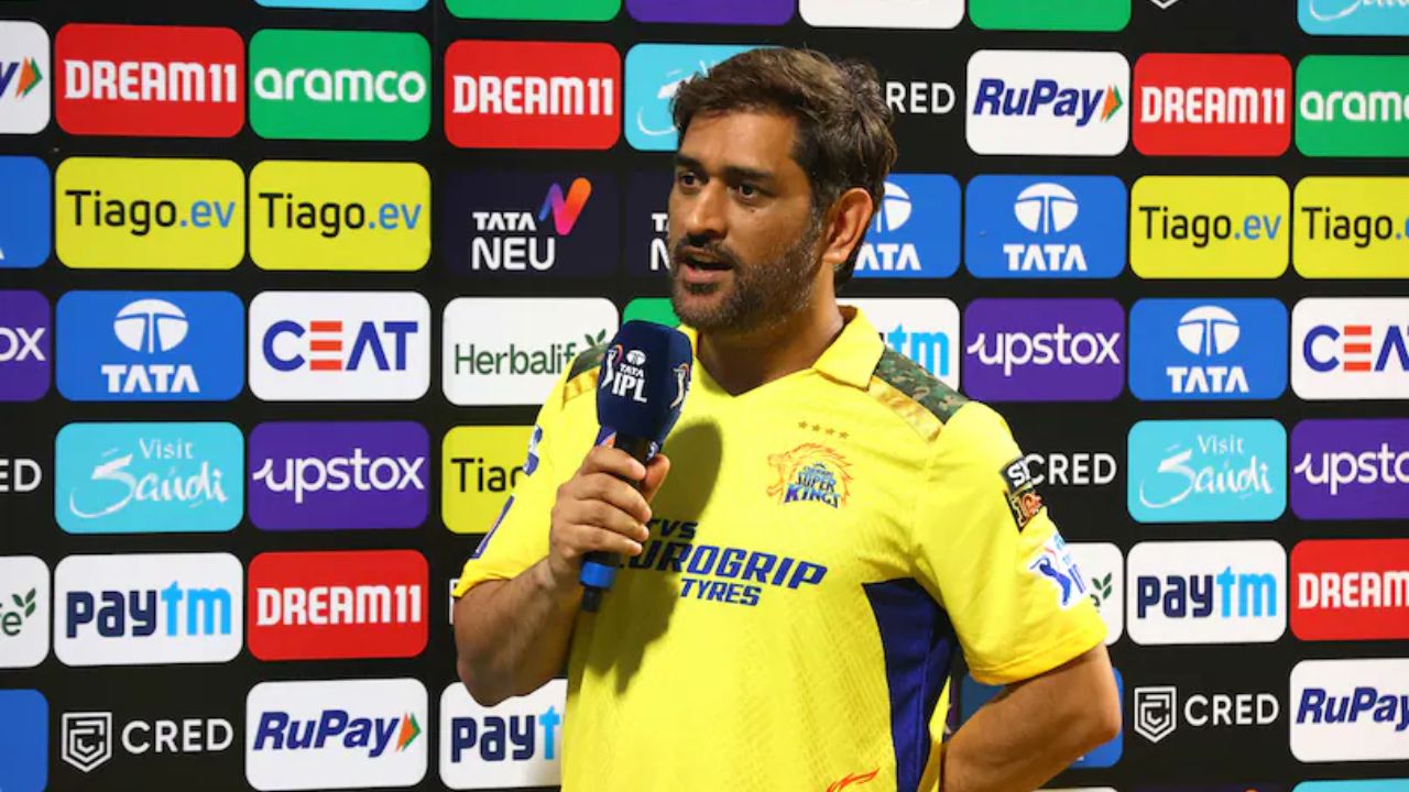 CSK Captain MS Dhoni 1 