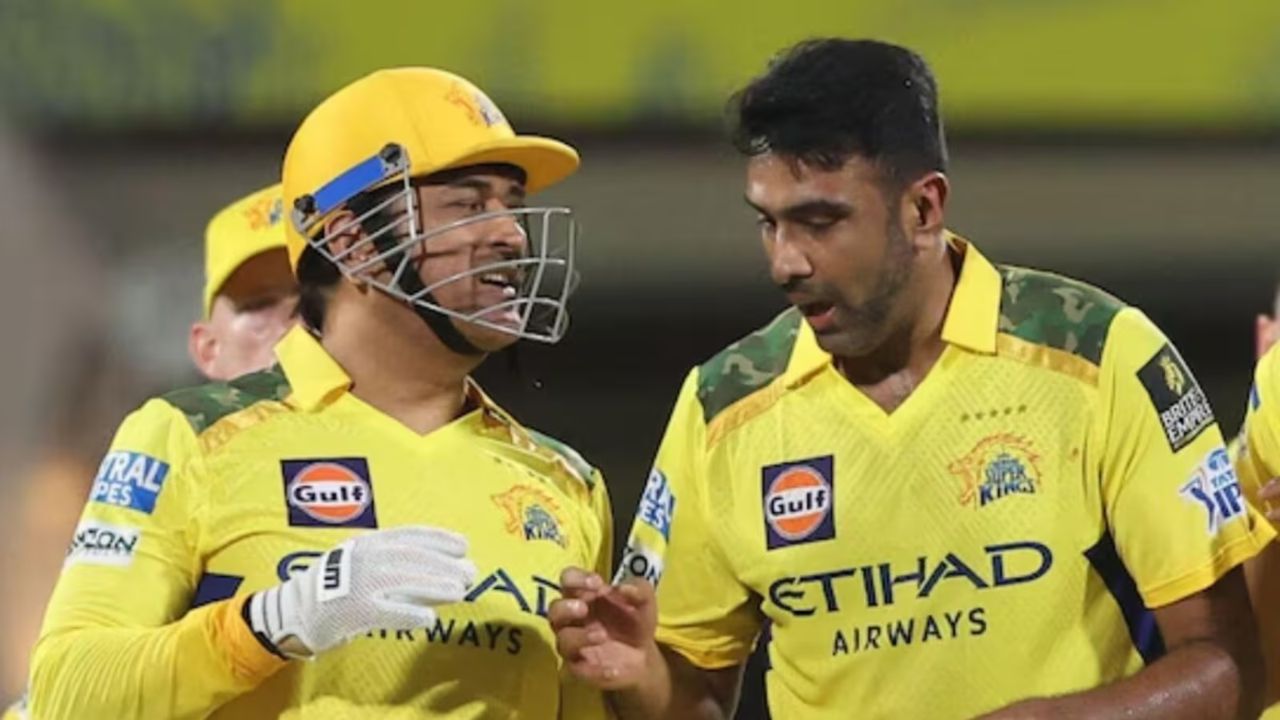CSK Captain MS Dhoni 2 