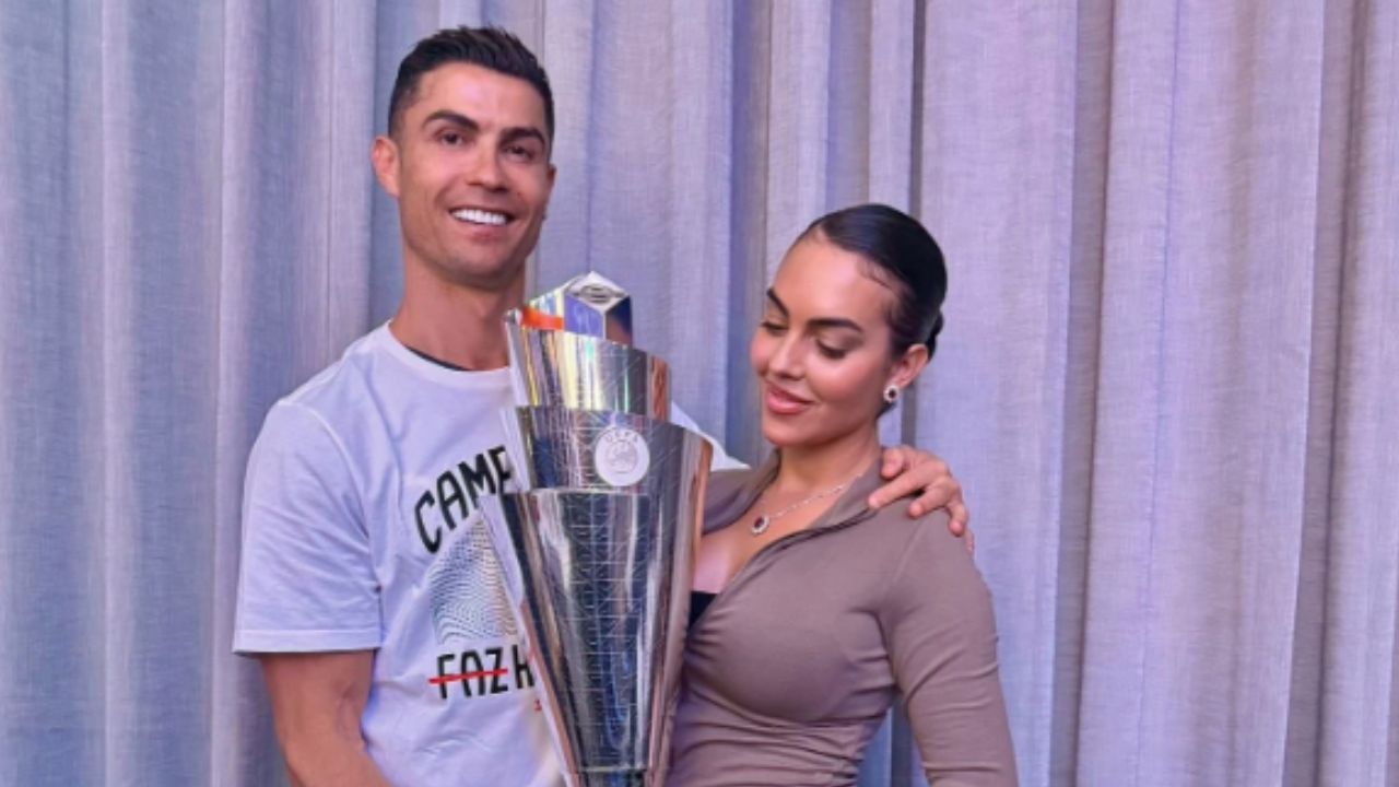 Cristiano Ronaldo With His Girlfriend