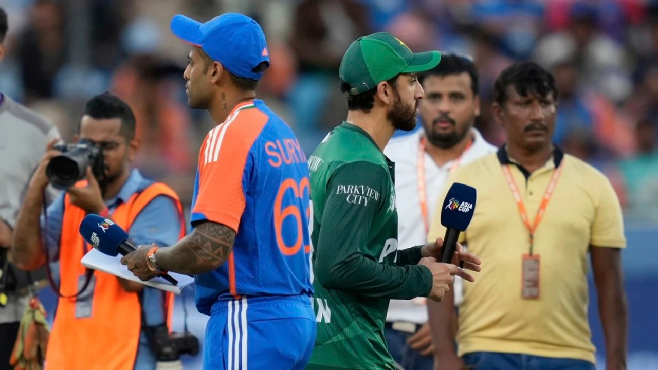 Asia Cup 2025: Handshake Controversy Asia Cup 2025: Handshake Controversy