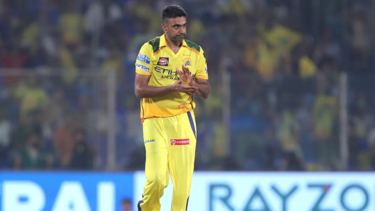 R Ashwin 1