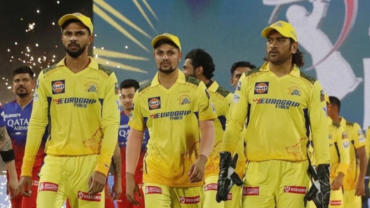 MS Dhoni Lead CSK Ruturaj Gaikwad Ruled Out of IPL 2025 Stephen Fleming Said Injury Update