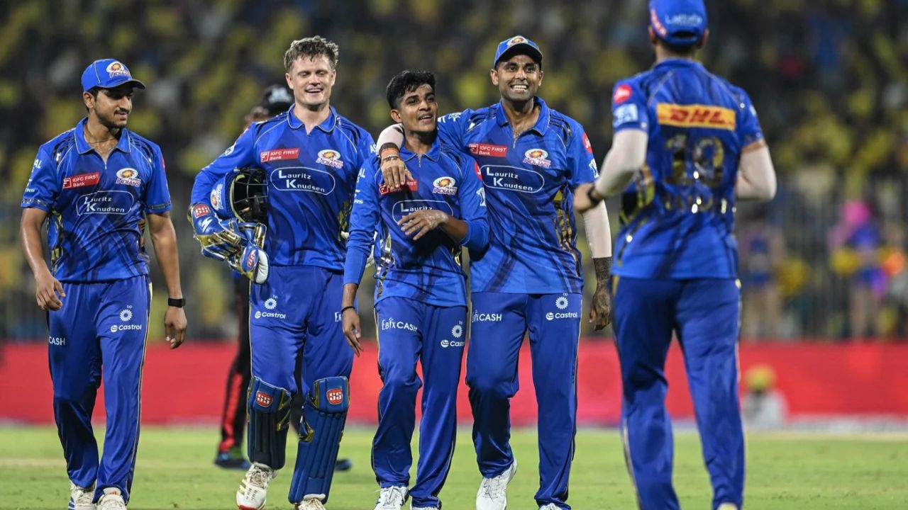 Mumbai Indians Eyeing on Charith Asalanka For Replacement as a Corbin Bosch Ryan Rickelton Will Jacks