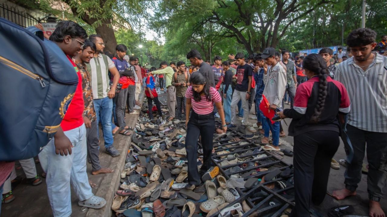 RCB announces RS 25 Lakh financial aid for victims families of Bengaluru Stampede