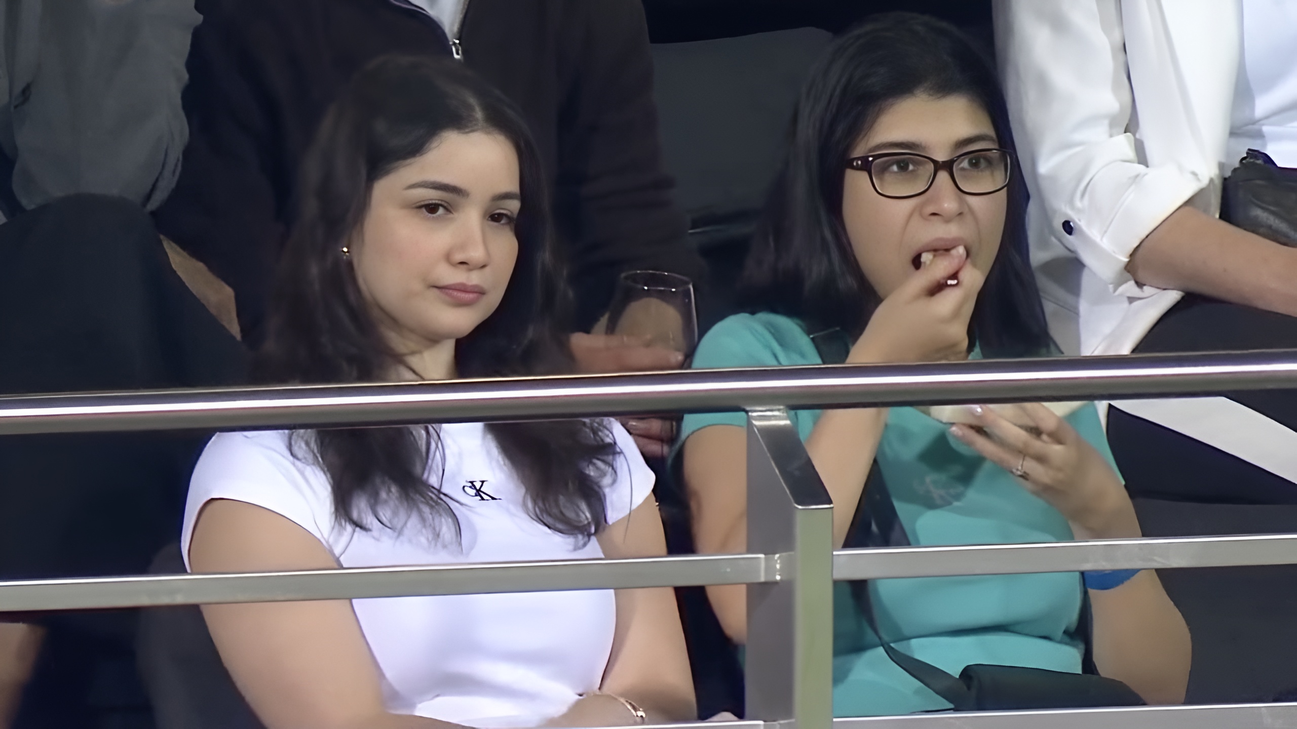 Sara Tendulkar Watch Shubman Gill Match IND vs AUS 3rd T20I Bellerive Oval Hobart