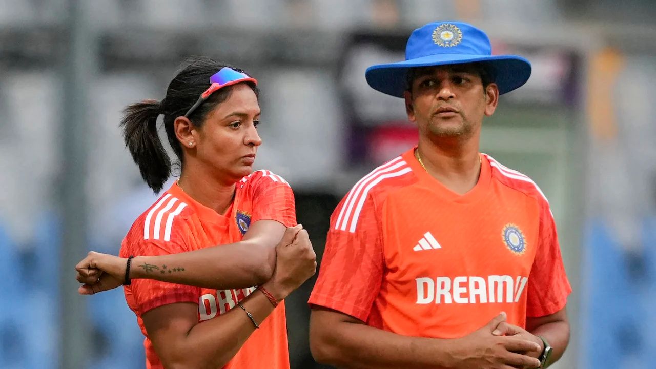 Who is Amol Muzumdar never play for national team but his India Women Team became champions win Women's World Cup 2025 Trophy