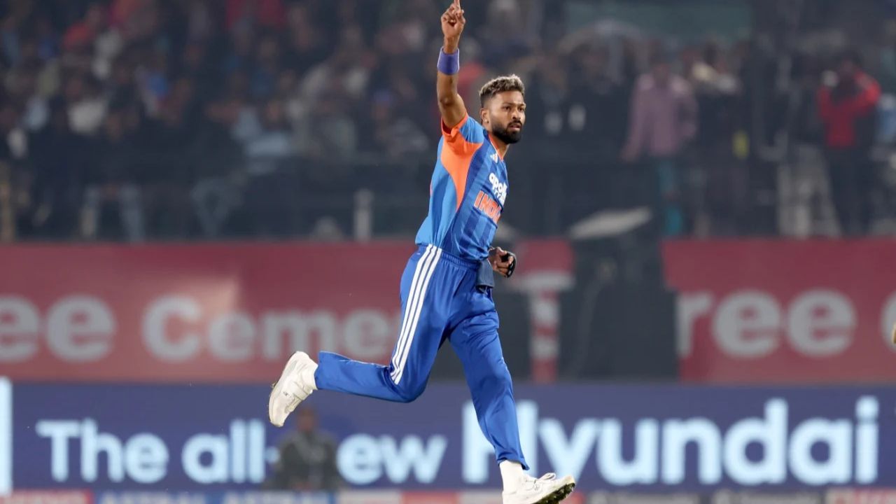 Hardik Pandya 100 T20I Wickets record, joins with Jasprit Bumrah and Arshdeep Singh