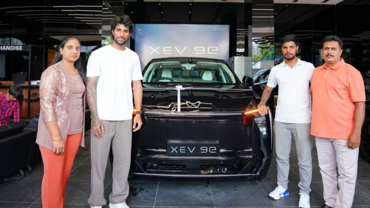 Tilak Varma Gifts Car To His Father