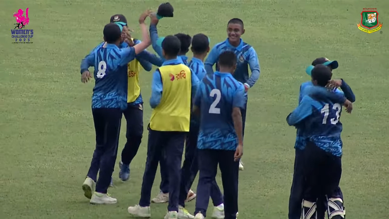 VS YouTube LIVE2ndOne DayMatchWomensTeamRedVSBoysU15TeamBCBWomensChallengeCup2025 426 17 