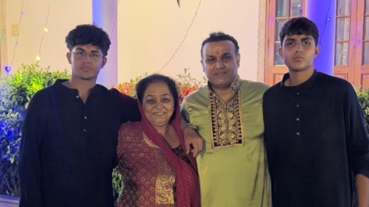 Virender Sehwag Family Photo