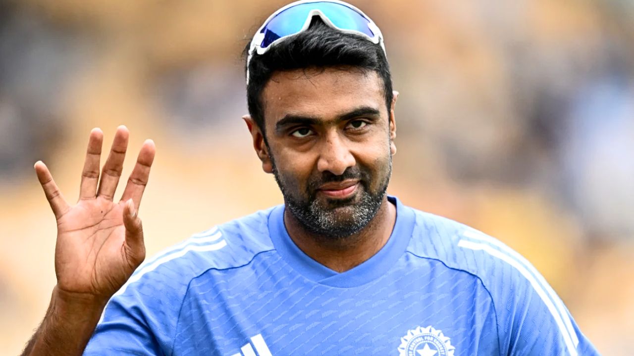 R Ashwin R Ashwin on Virat Kohli consecutive ducks against Australia in IND vs AUS ODI series
