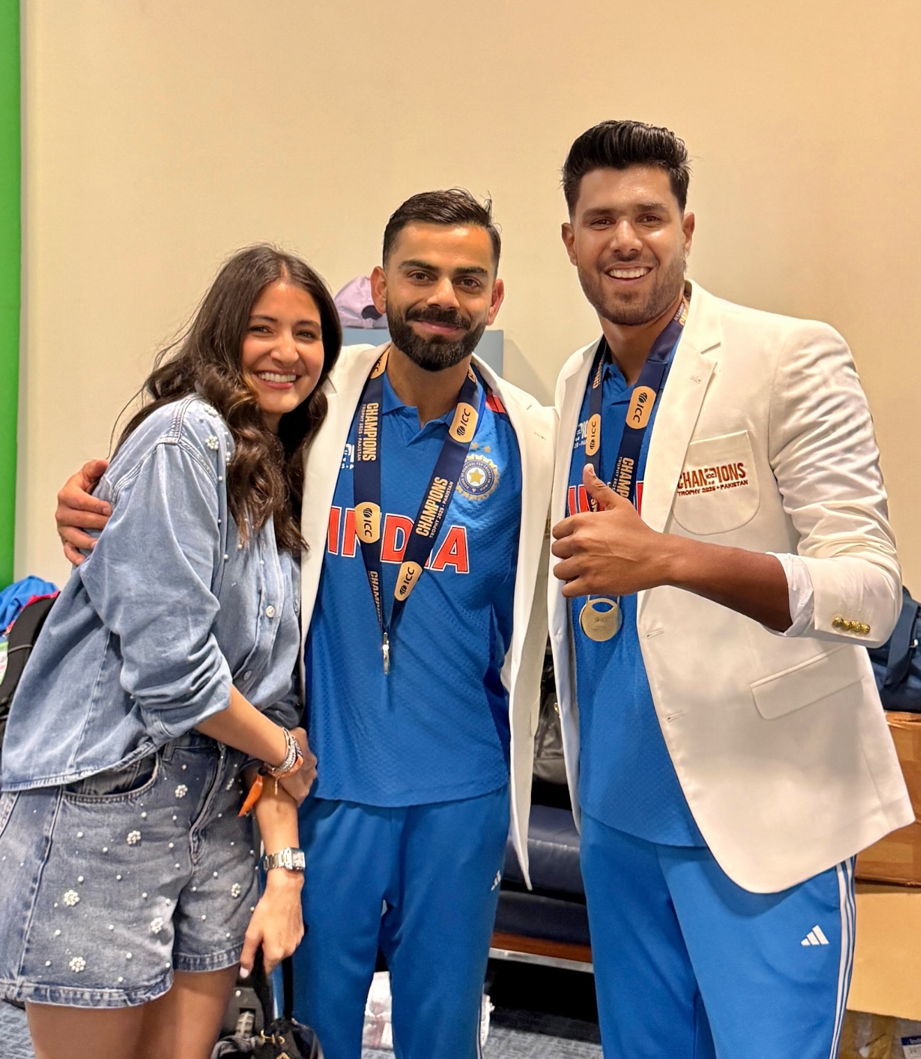 Anushka Sharma, Virat Kohli and Harshit Rana 