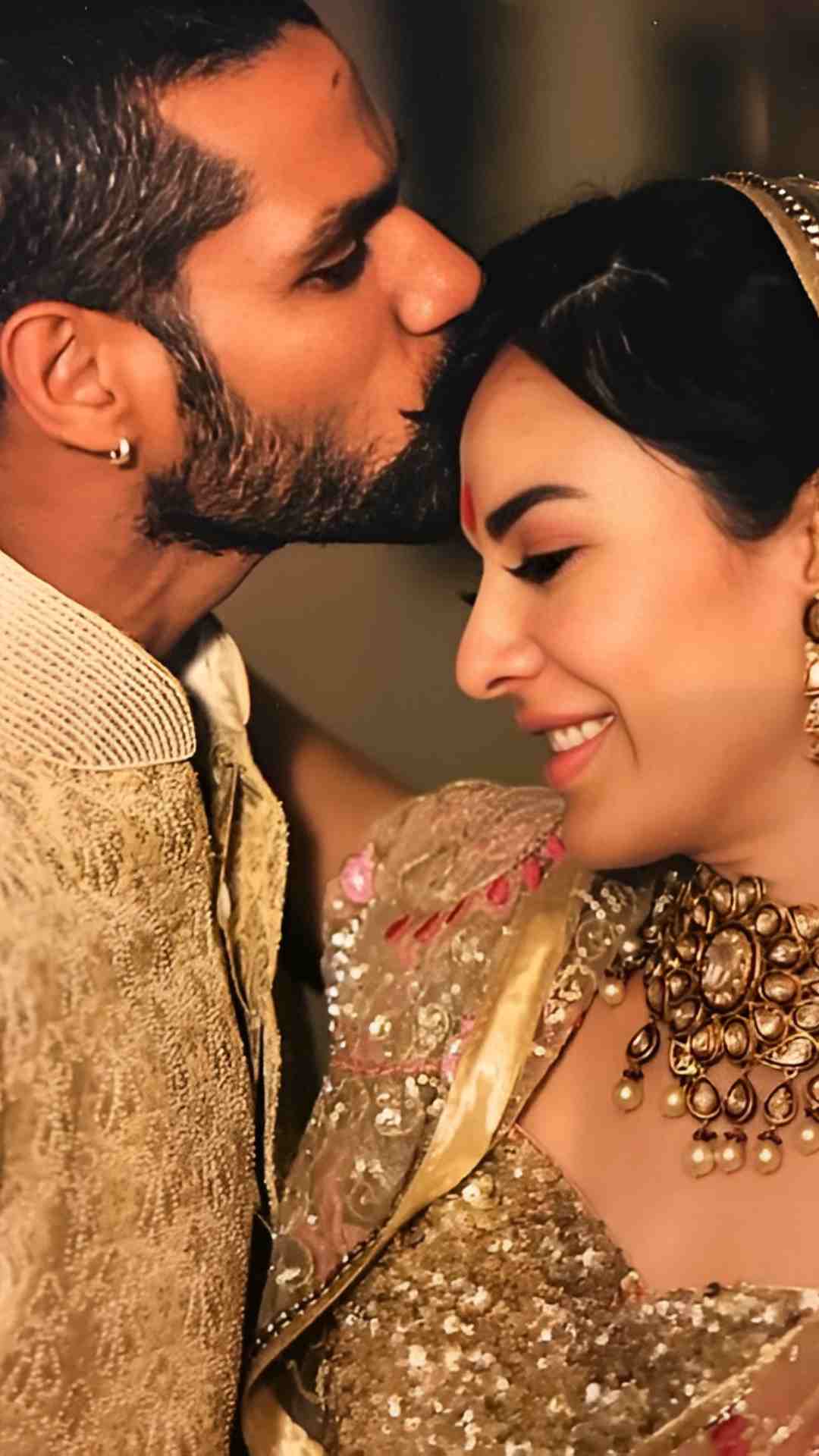 Who is Shikhar Dhawan 1st wife Ayesha Mukherjee?