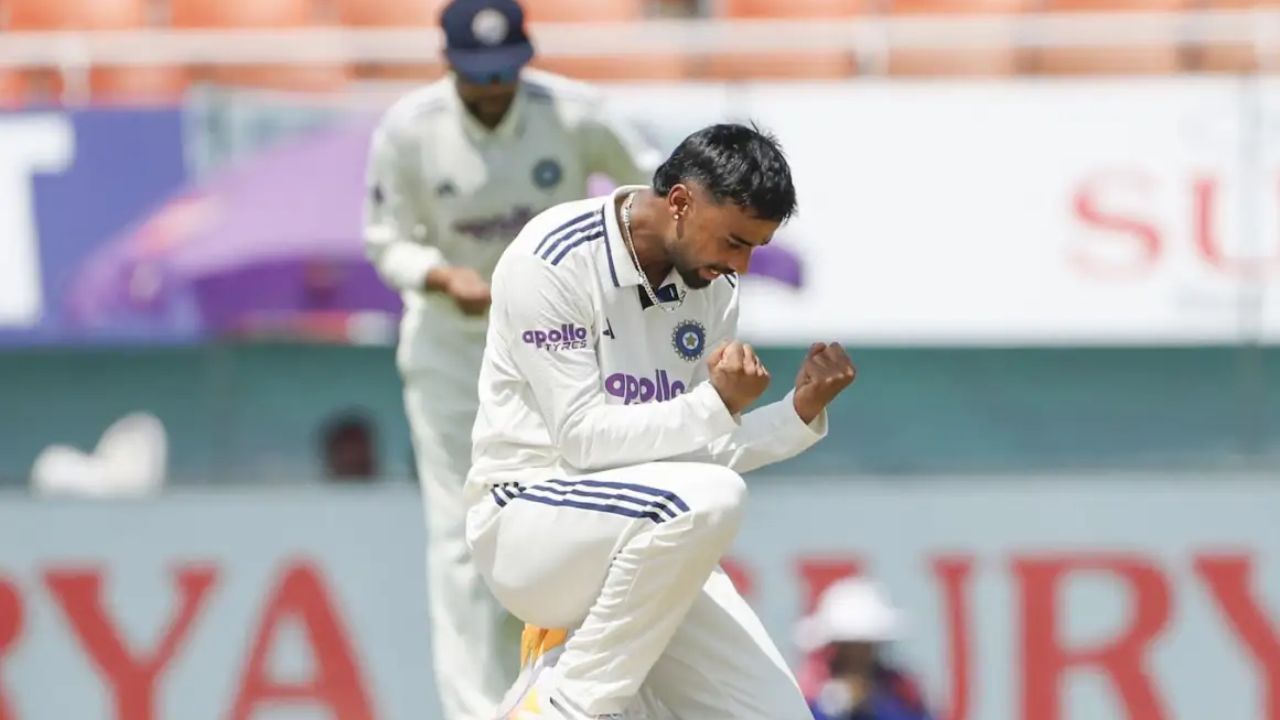 Manav Suthar Debut IND Vs AFG