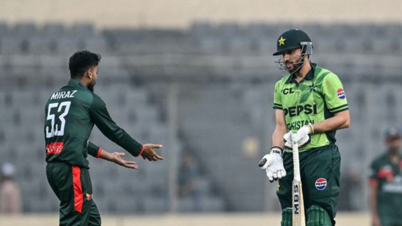 Salman Agha Run Out BAN Vs PAK