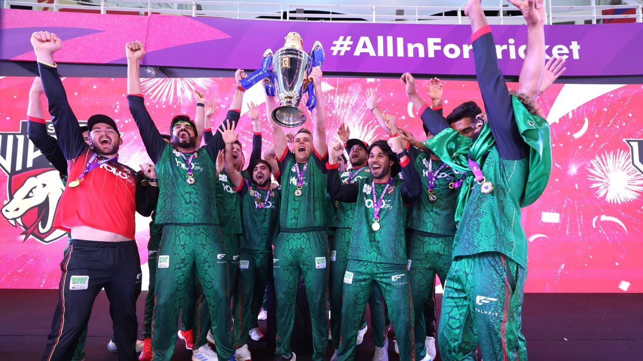 Sam Curran Desert Vipers