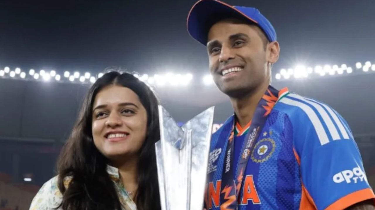 Suryakumar Yadav With His Wife