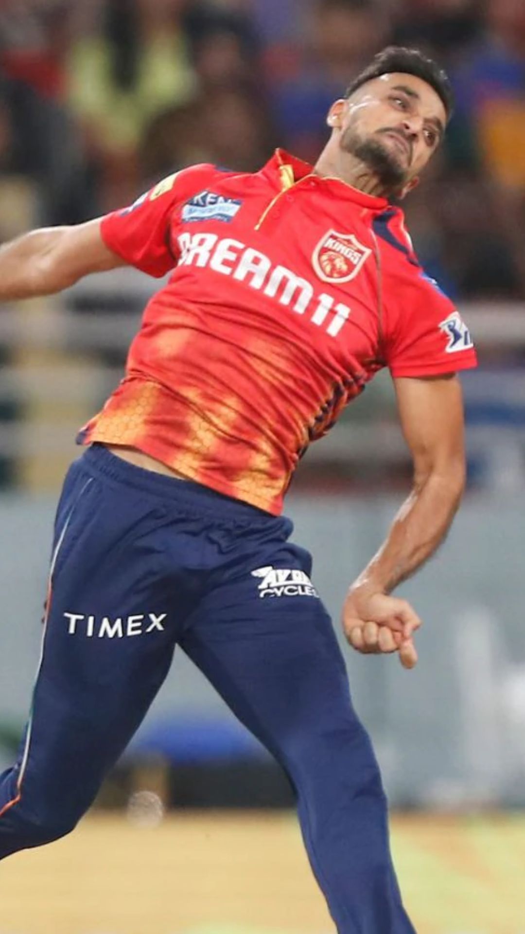 Which Bowler throws most no balls in IPL History