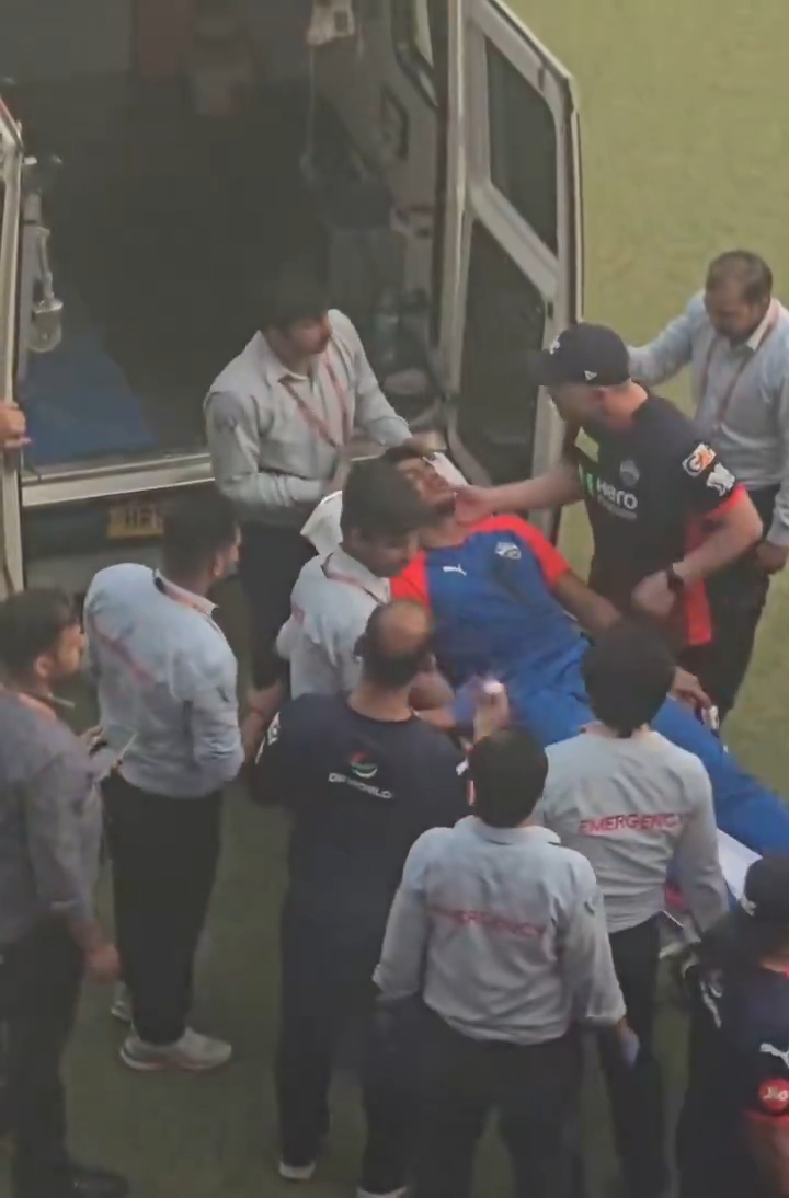 VS 21onXAyoungDelhiCapitalsplayerwashithardonthefacebytheballduringpracticewhichcausedaseriousinjuryAnambulancewascalledtothegroundandhewasplacedonastretcherandtakentothehospitalIhopehesokayandhasntsufferedanyseriousinjuryhttpstcoJX8X