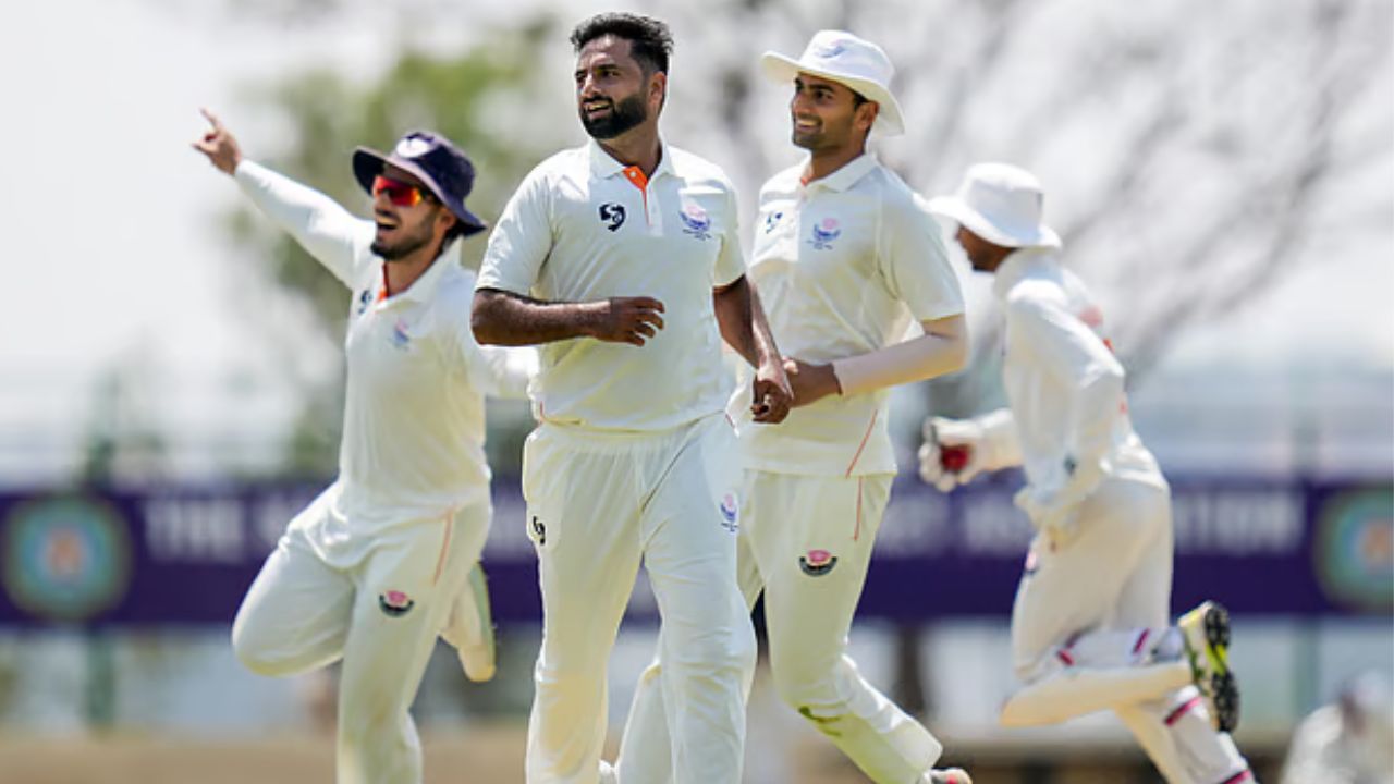 Ranji Trophy: Jammu Kashmir vs Karnataka