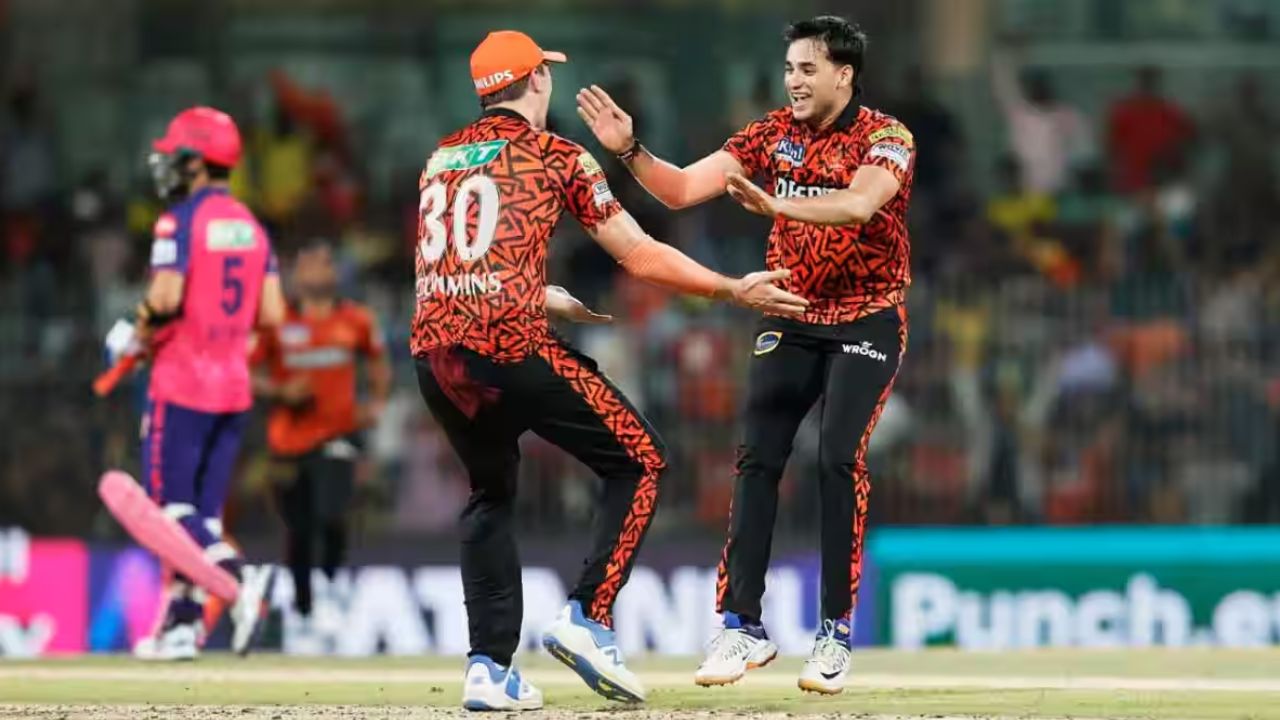 Pat Cummins and Abhishek Sharma