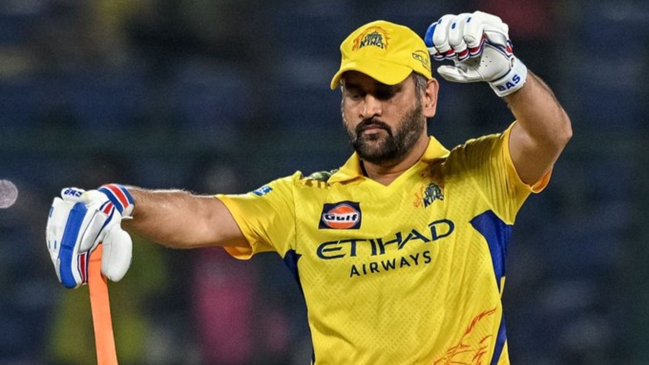 CSK have suffered a major setback as MS Dhoni has been ruled out for 2 weeks due to calf strain