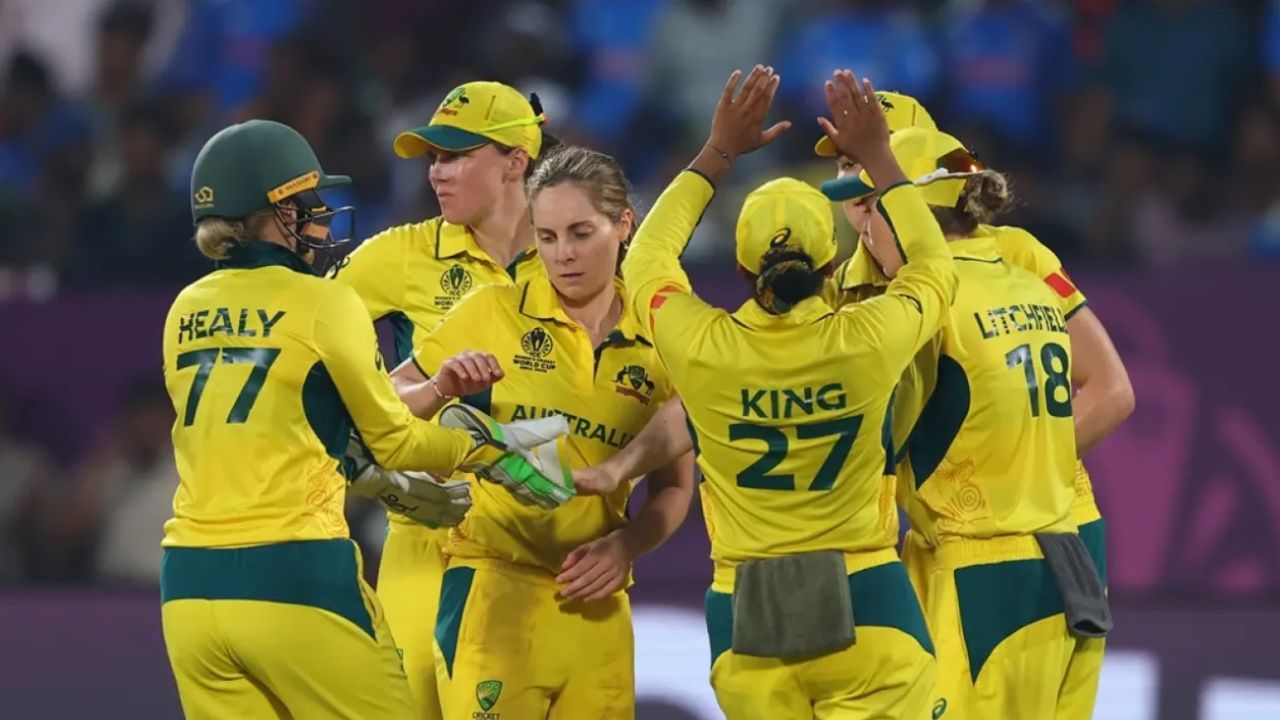 Soon Australia Women Team Captain Alyssa Healy take retirement and Sophie Molineux take charge
