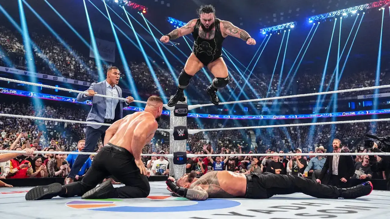 Roman Reigns Bron Breakker Bronson Reed