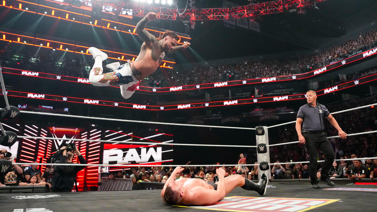 Jey Uso Gunther