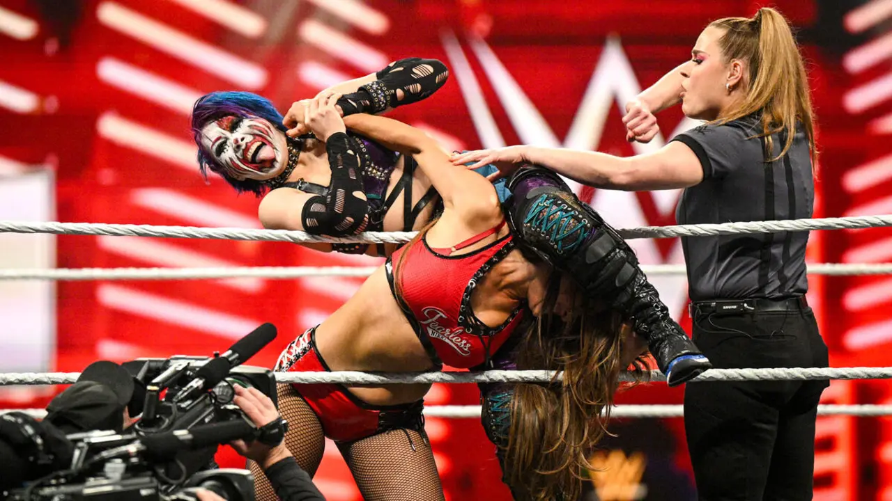 Nikki Bella Asuka