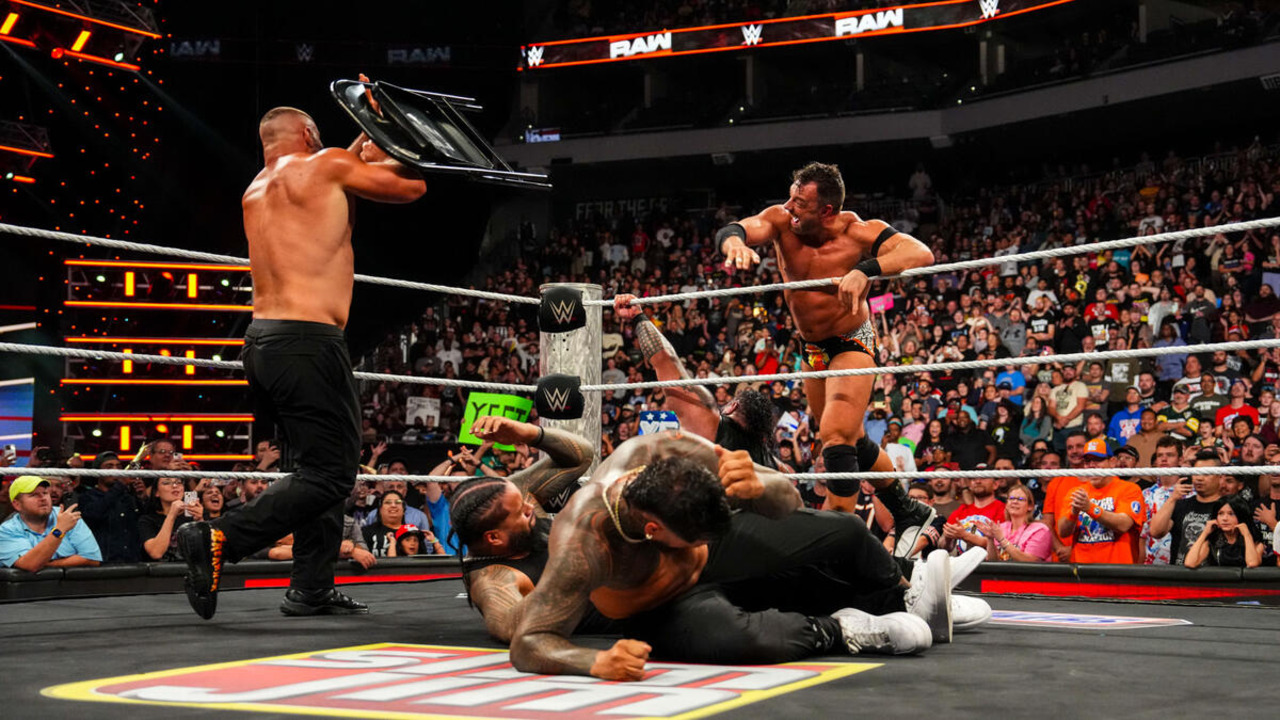 Jey Uso LA Knight Jey Uso LA Knight
