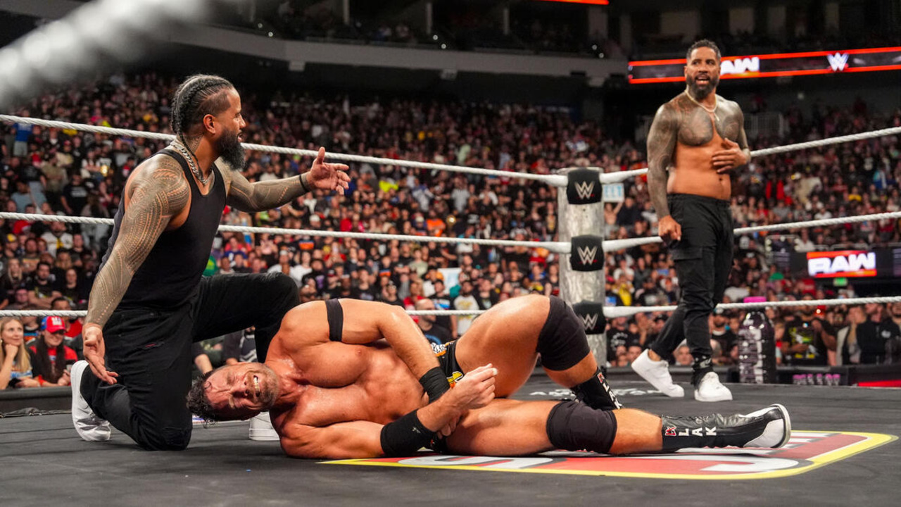 Jey Uso LA Knight