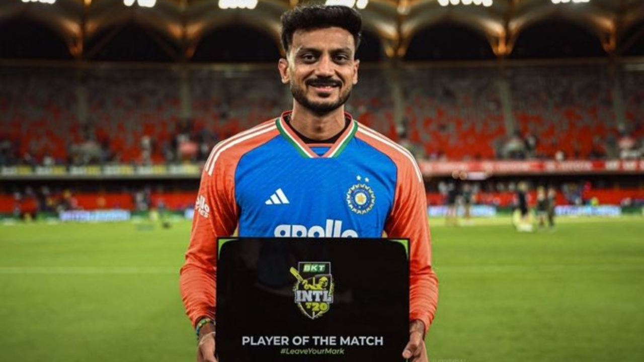 Axar Patel Wins Mohammad Kaif S Heart And The MOTM
