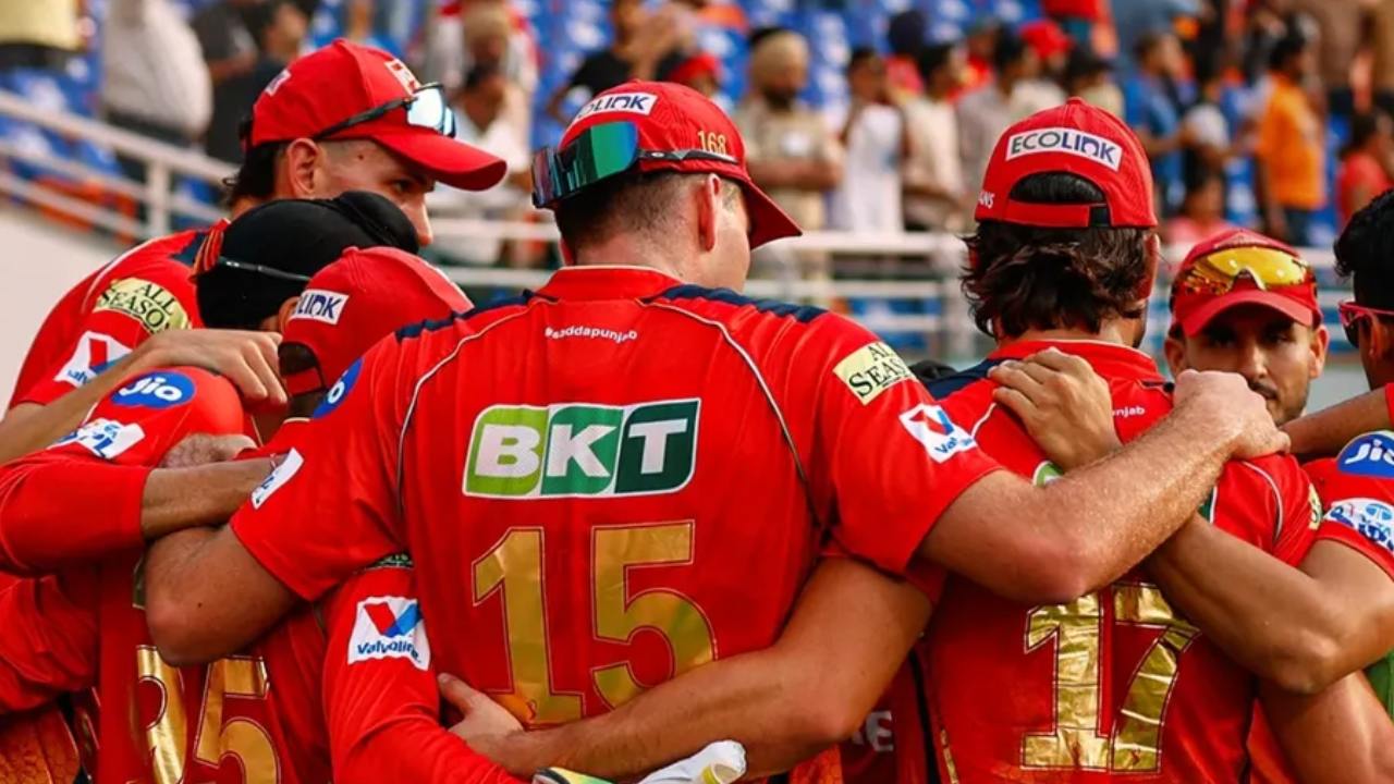 IPL 2025 PBKS vs KKR 44th Match Shreyas Iyer include Glenn Maxwell in Punjab Kings playing 11