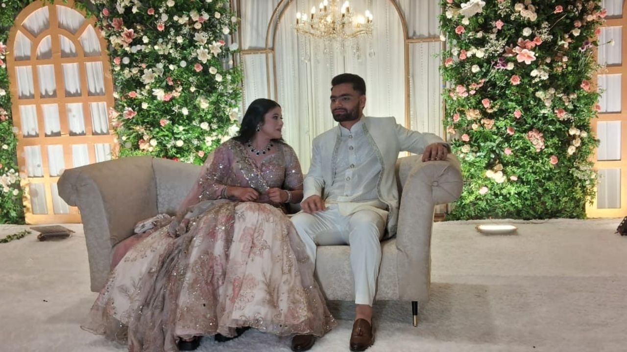 Rinku Singh And Priya Saroj Net Worth