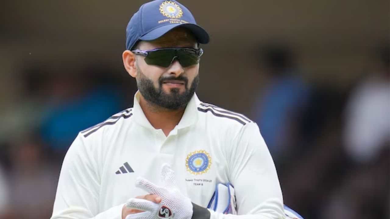 Rishabh Pant Stump Mic 1 Rishabh Pant Stump Mic