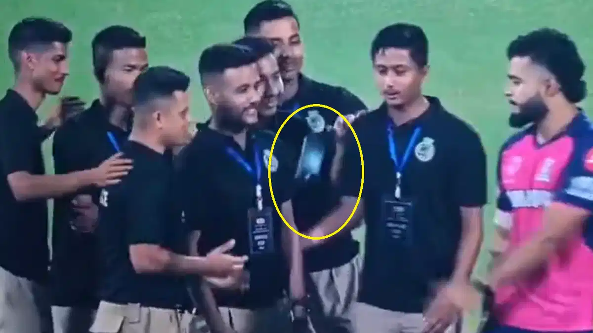 Riyan Parag Selfie
