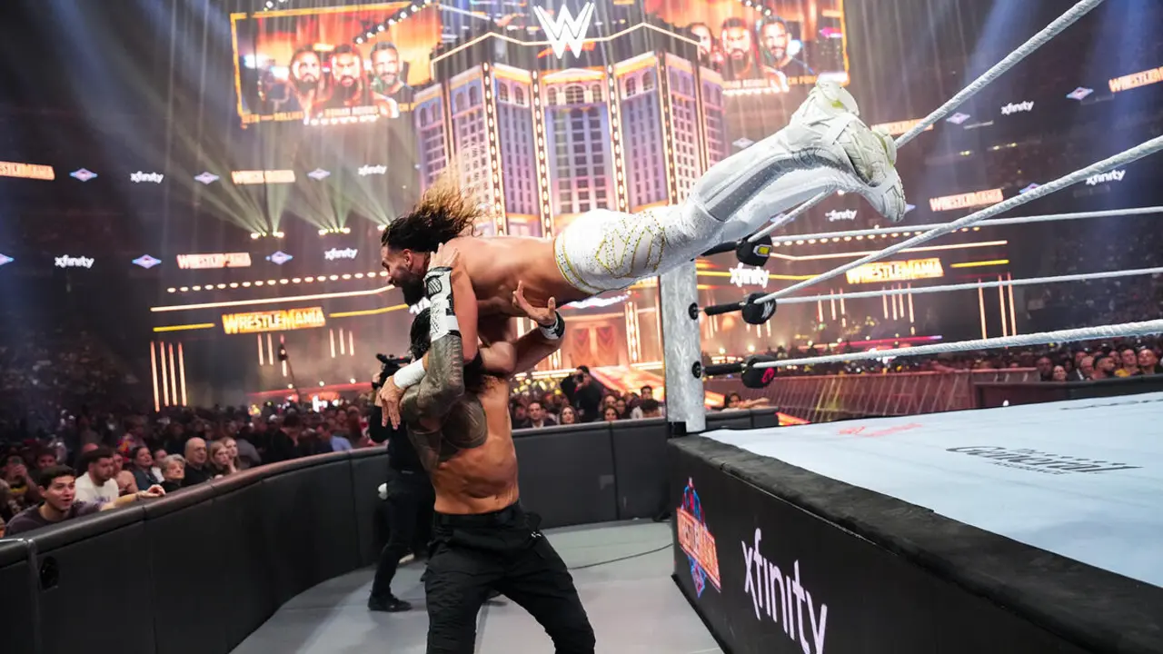 Roman Reigns Seth Rollins