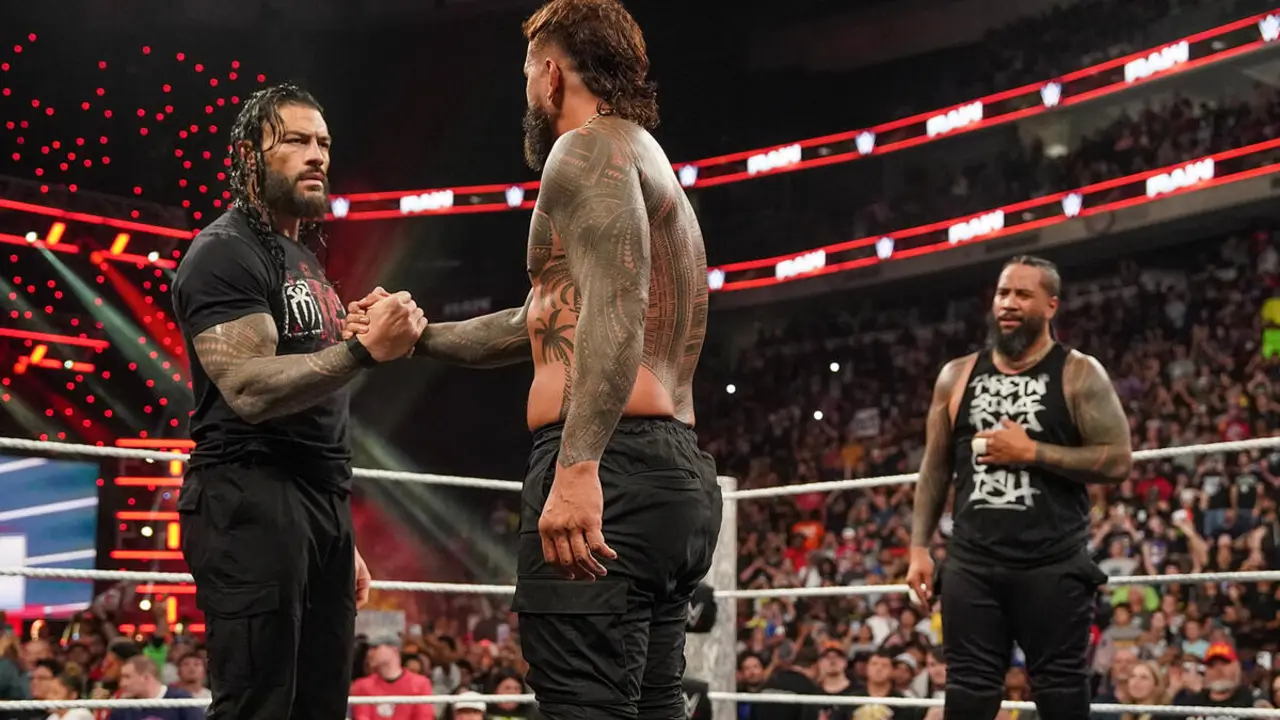 Roman Reigns The Usos