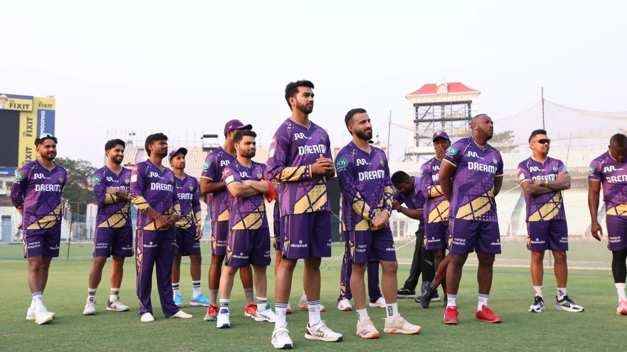 5 Player KKR Likely To Retain for IPL 2026 Quinton de Kock Rinku Singh Venkatesh Iyer Manish Pandey Ramandeep Singh