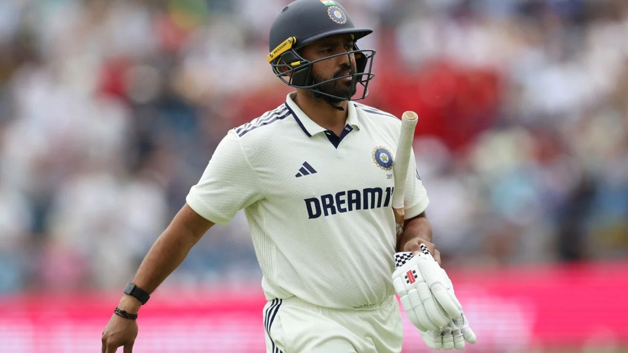 Karun Nair Flopped in IND vs ENG Lords Test Joe Root Break Rahul Dravid Record Most outfield catches in Test cricket