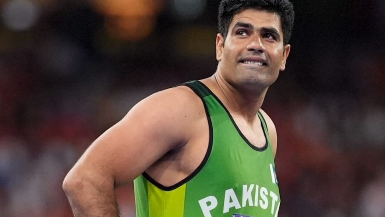 Arshad Nadeem exposed Pakistan Olympic Association Officials Of Faking Rewards