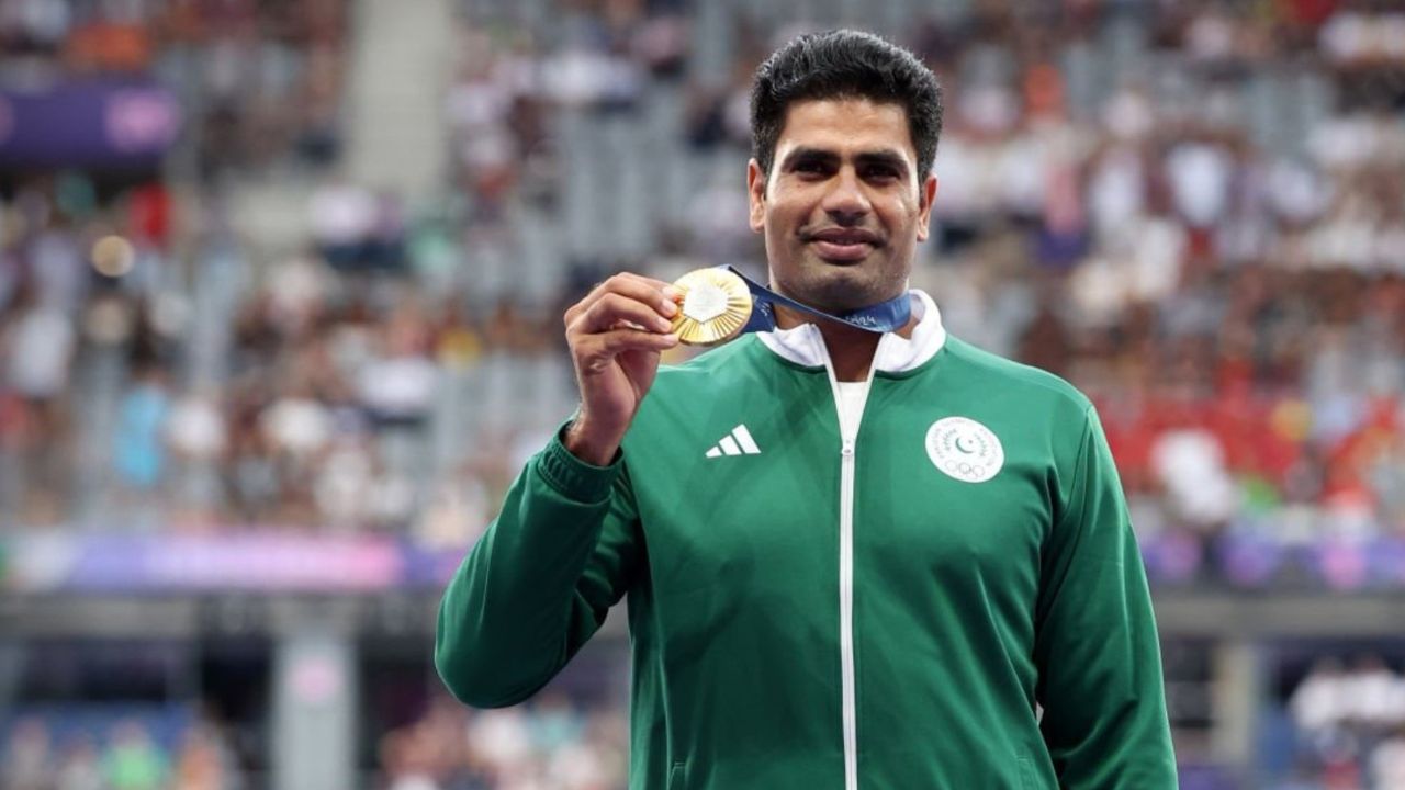 Arshad Nadeem exposed Pakistan Olympic Association Officials Of Faking Rewards Arshad Nadeem exposed Pakistan Olympic Association Officials Of Faking Rewards