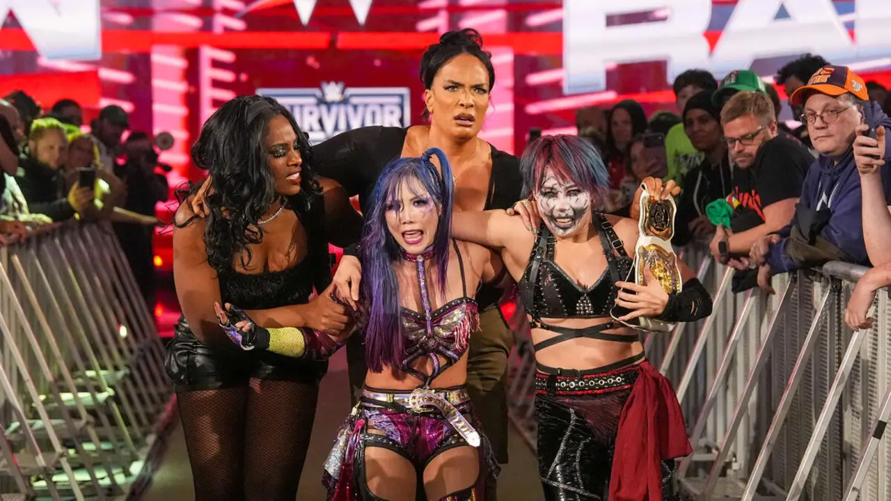 Survivor Series Asuka Kairi Sane Nia Jax Lash Legend
