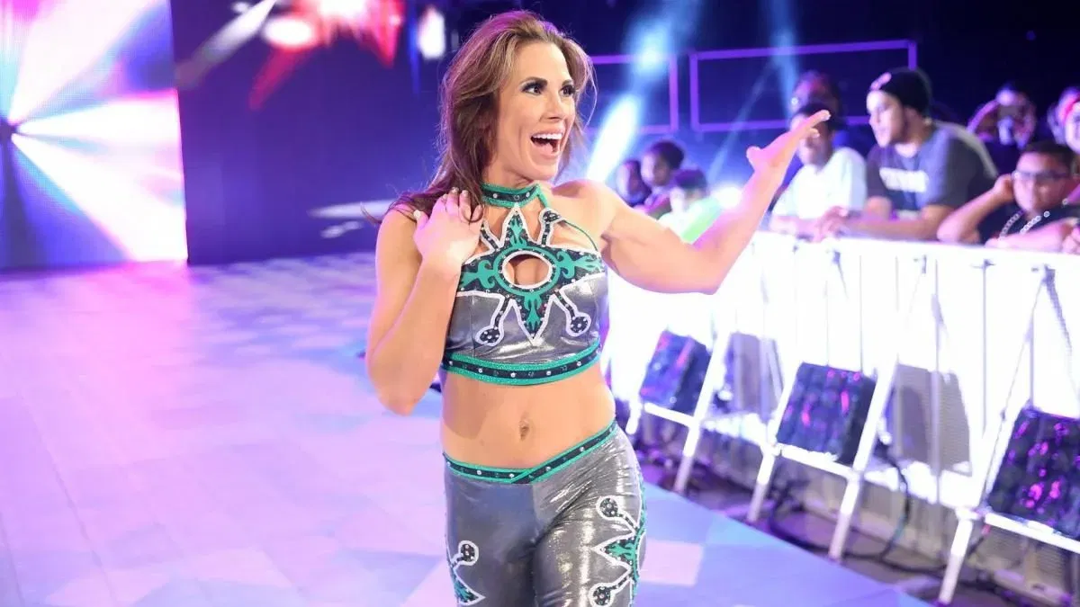 Mickie James August 4 W Mickie James August 4 W