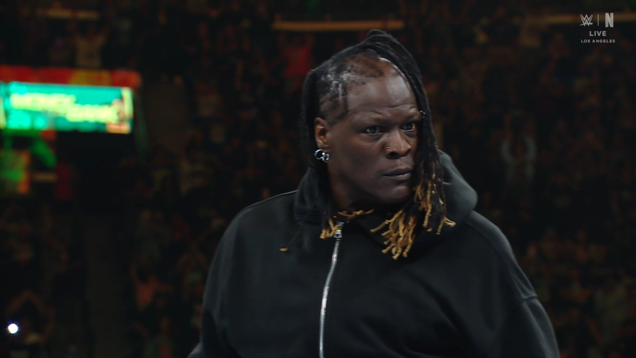 R Truth Returns To Wwe At Money In The Bank