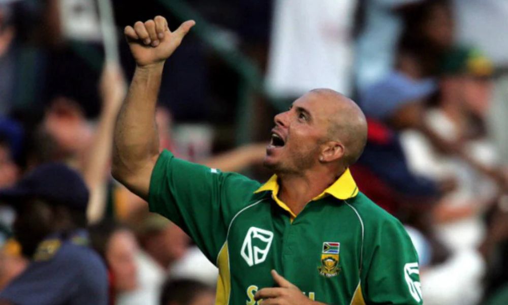  Herschelle Gibbs' 175 led South Africa to a historic 438 chase in 2006