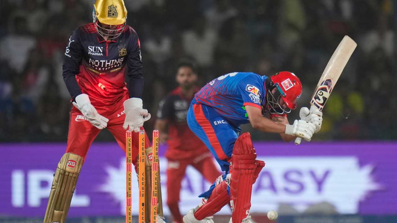 Axar Patel reacts to Delhi Capitals batting meltdown